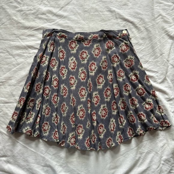 Sold! - Floral Pattern A-line Mini Skirt - Picture 1 of 3
